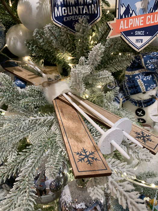 2 Deko-Objekt Holz-Schild Wappen Berge Alpine Winter Christbaum-Hänger