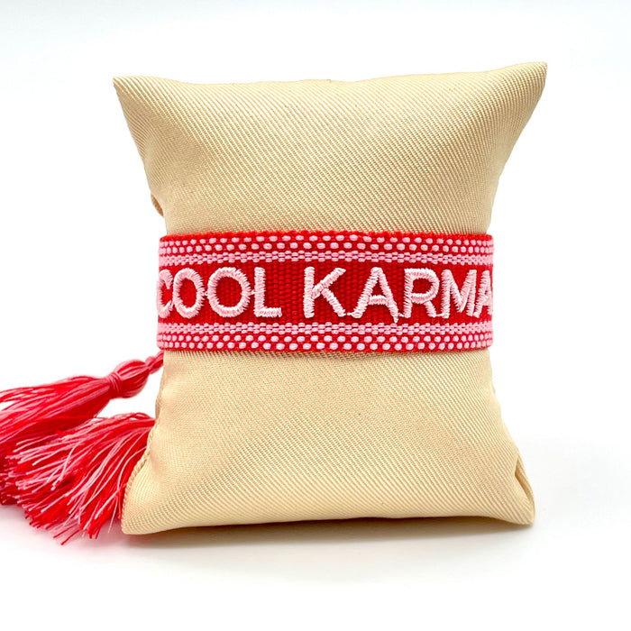 Canvas Statement Armband Cool Karma Rot besticktes Webarmband