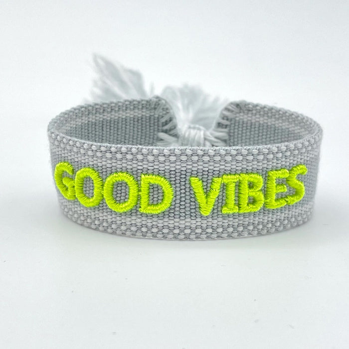 Canvas Statement Armband Good Vibes Grau Neon Grün besticktes Webarmband