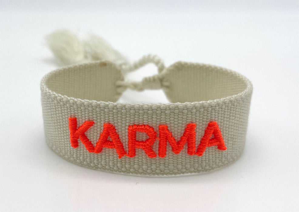 Canvas Statement Armband Karma Beige Neon besticktes Webarmband