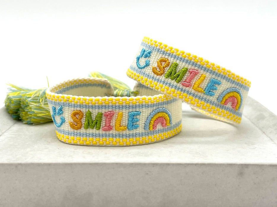 Canvas Statement Armband Smile Regenbogen besticktes Webarmband