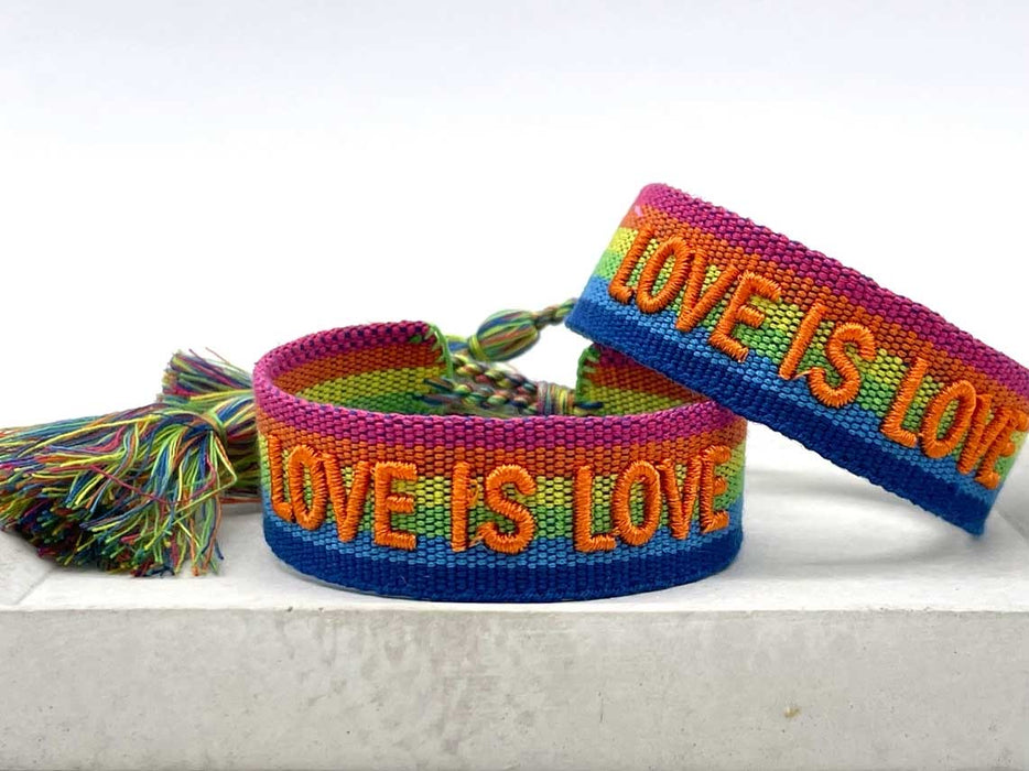 Canvas Statement Armband Love is Love Regenbogen besticktes Webarmband